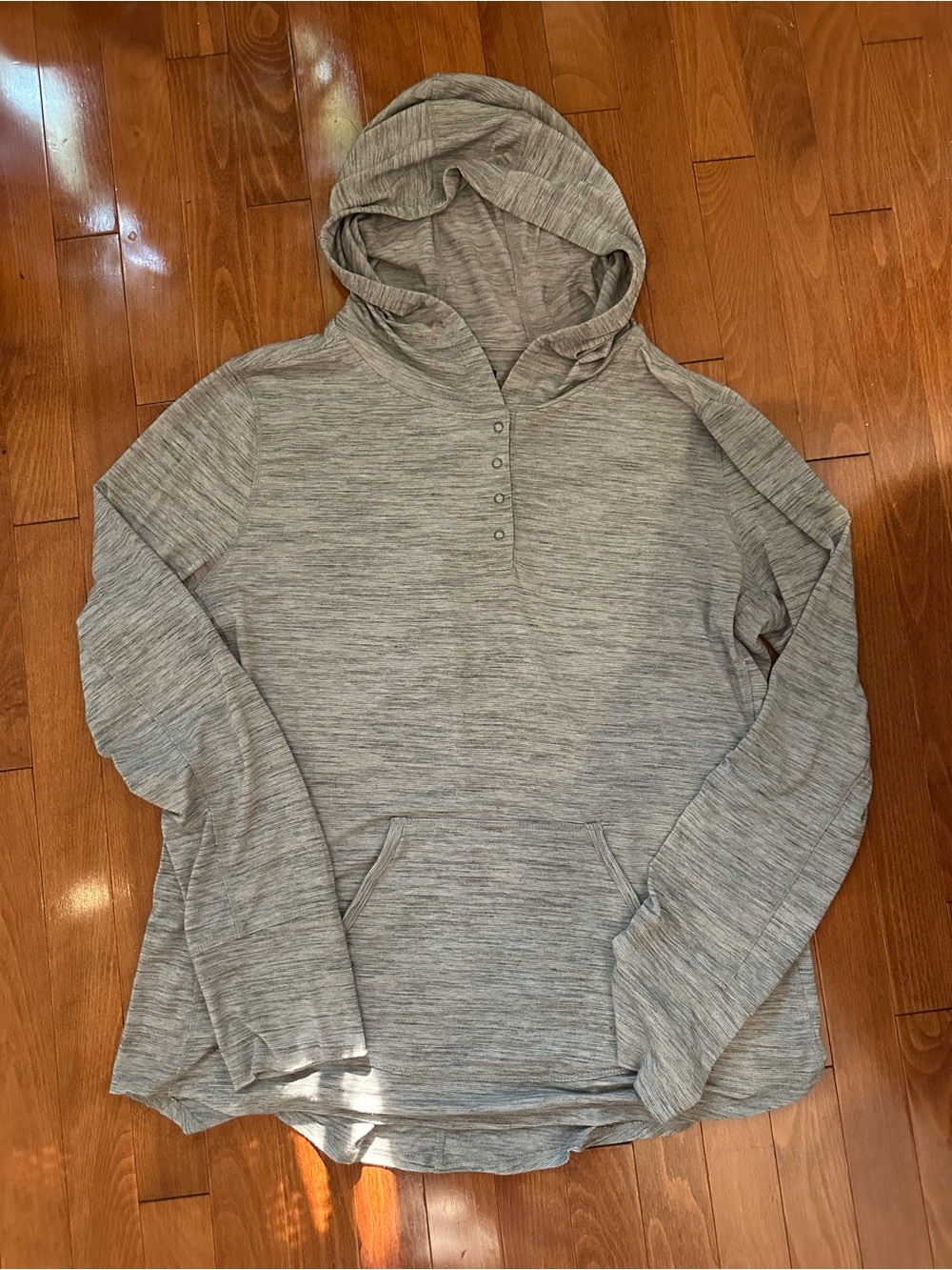 Prana henley